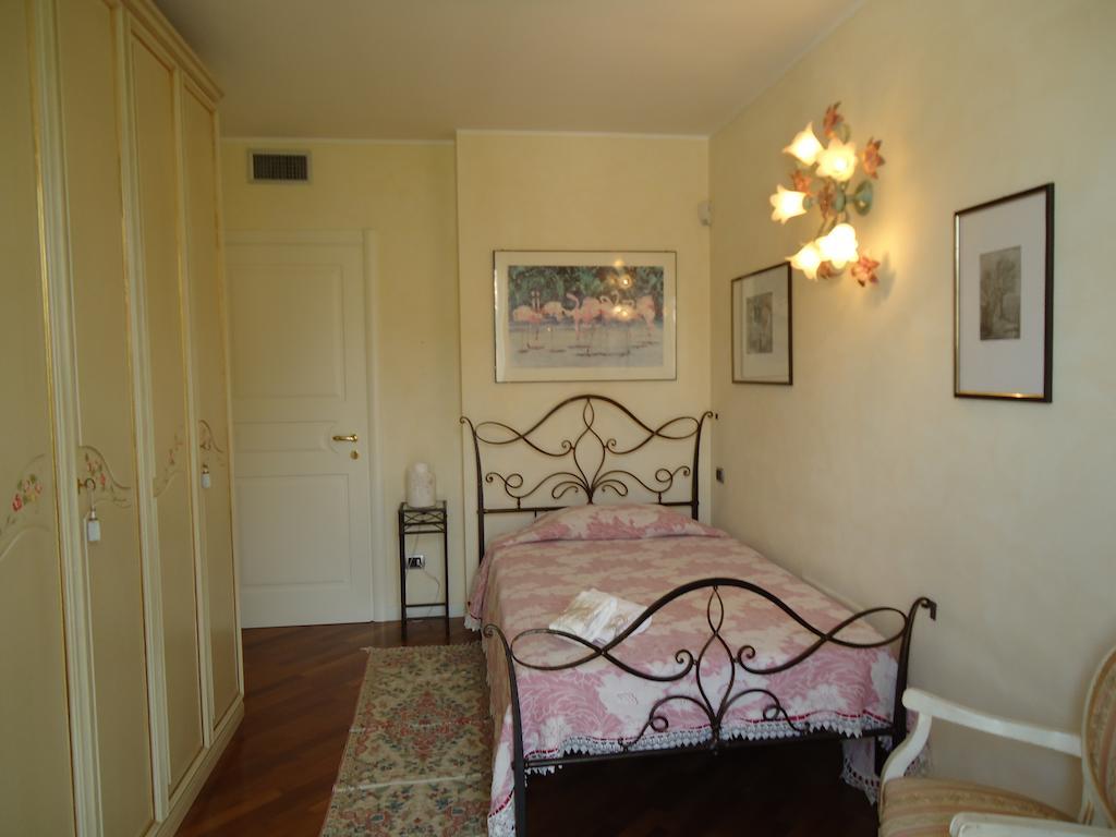 B&B La Casa Di Susy-فيرونا الغرفة الصورة